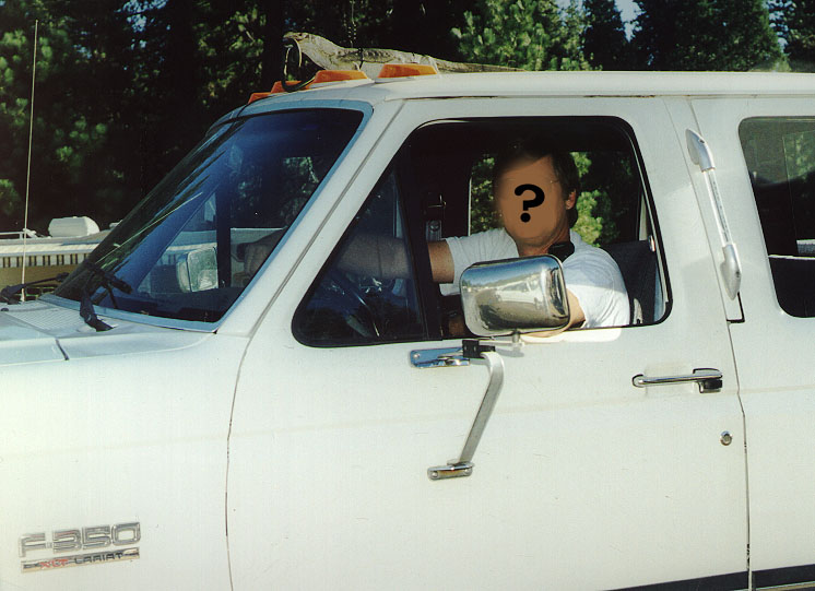 bruce.jpg (89086 bytes)
